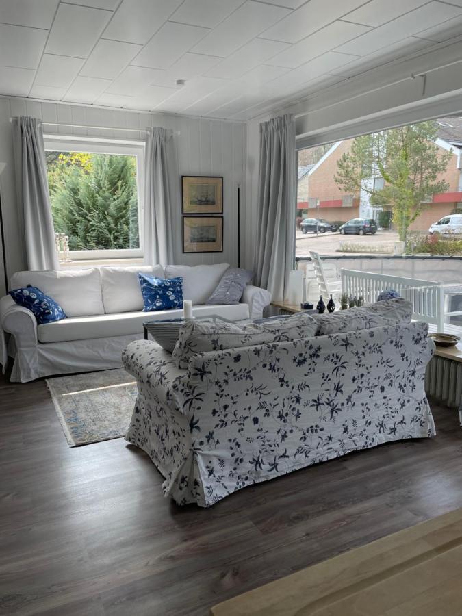 Apartment Hamptons No.4 *